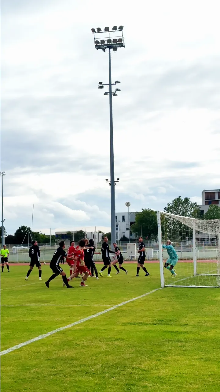 Tarbes Pyrénées Football – Promo de saison, voix off cinématique